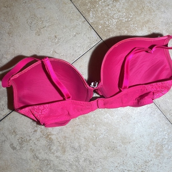 Victoria’s Secret 38C bombshell pushup padded neon pink with lace & metallic - Picture 4 of 6